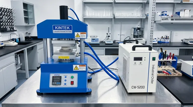 Каковы особенности гидравлического пресса? Раскройте огромную силу с помощью простой и надежной конструкции