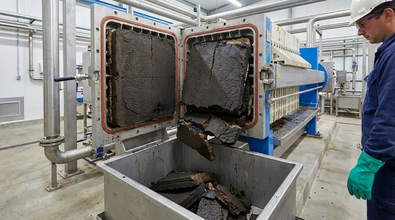 Wie dick ist der Filterkuchen einer Filterpresse? Optimieren Sie Ihren Filtrationszyklus & Ihre Effizienz