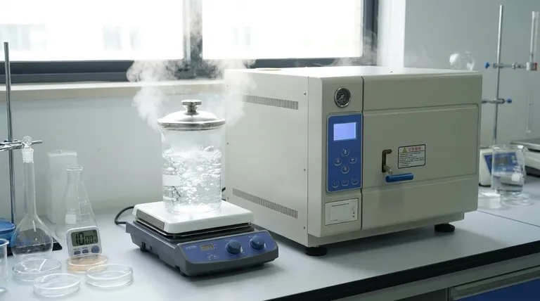 Warum wird zur Sterilisation Autoklavieren statt kochendes Wasser verwendet? Erzielen Sie echte Sterilität für Ihr Labor