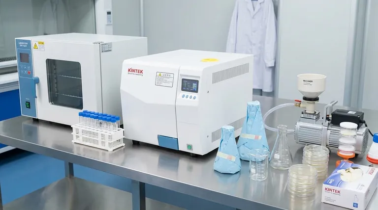 Quale attrezzatura viene utilizzata per la sterilizzazione in laboratorio? Una guida ad autoclavi, forni e filtrazione