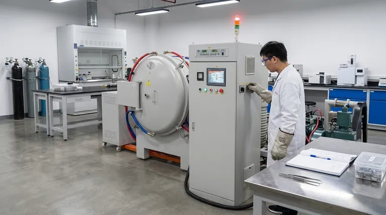 ما هي الاحتياطات التي يجب اتخاذها أثناء العمل في مختبر التبخير؟ إتقان سلامة الفراغ العالي ودرجات الحرارة العالية