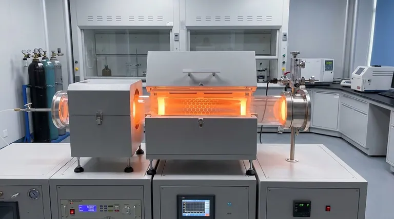 Quel est le mécanisme du graphène CVD ? Maîtriser le processus pour des films de haute qualité et de grande surface