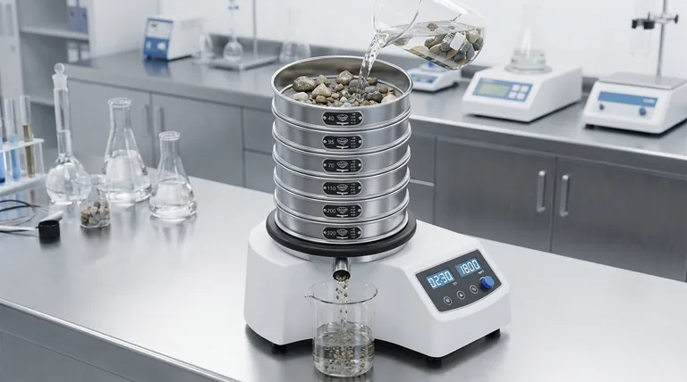 使用筛子将固体与液体分离是什么过程？机械分离的简明指南