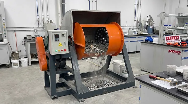 كيف تعمل آلة الطحن الكروي؟ إتقان الصدم والاحتكاك للطحن الدقيق