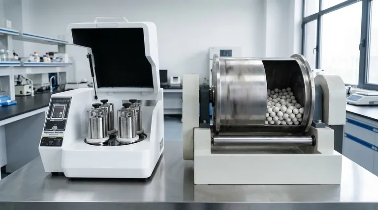 Was ist der Unterschied zwischen einer Kugelmühle und einer Planetenkugelmühle? Wählen Sie die richtige Mahltechnologie für Ihr Labor