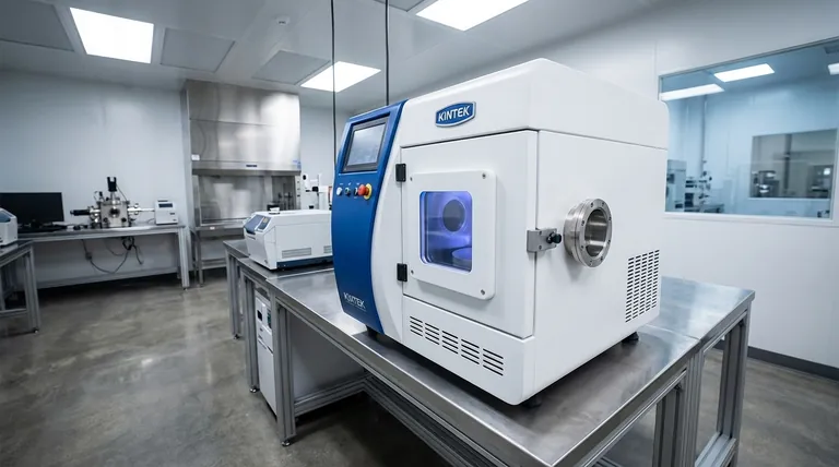 كيفية صنع هدف الرش (Sputtering Target)؟ شرح طرق الصب مقابل تعدين المساحيق