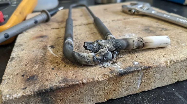 是什么导致加热元件烧毁?预防代价高昂的故障,延长设备寿命。