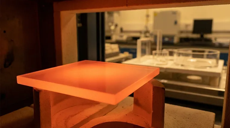 石英の熱特性とは？研究室の極端な温度安定性を解き放つ