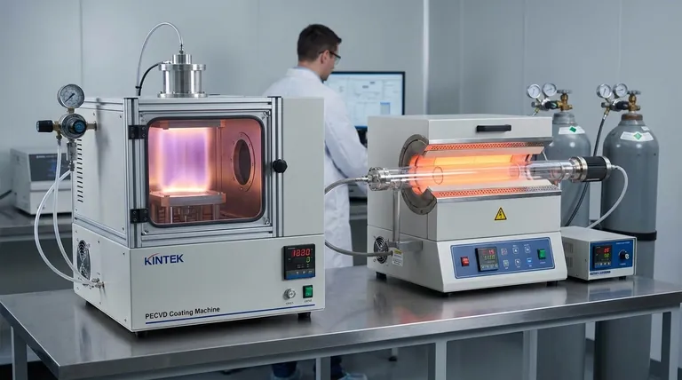 ¿Cuál es la diferencia entre CVD de plasma y CVD térmico? Elija el método adecuado para su sustrato