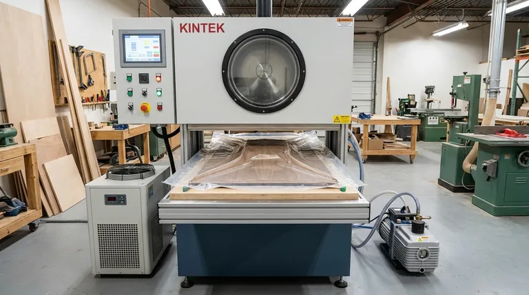 진공 프레스는 어떻게 작동하나요? 완벽한 라미네이팅을 위해 대기압을 활용하는 방법