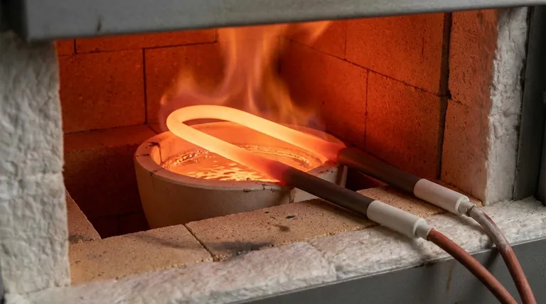 抵抗加熱のプロセスとは?効率的で正確な熱制御のためのガイド