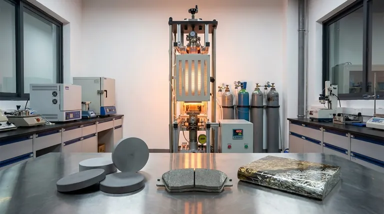 ホットプレス加工の応用とは？先進材料で最大密度を達成する