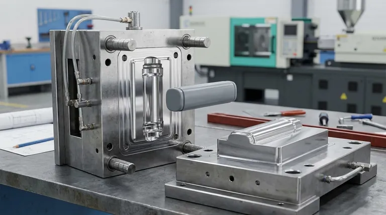 Qual é a diferença entre um molde e uma cavidade de molde? Domine os Termos Chave para Moldagem por Injeção