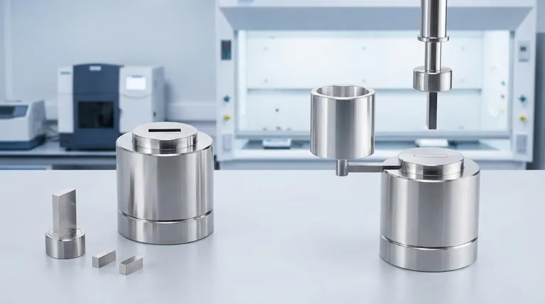 A moldagem por compressão é o mesmo que a moldagem por transferência? Principais diferenças para o seu processo de fabricação