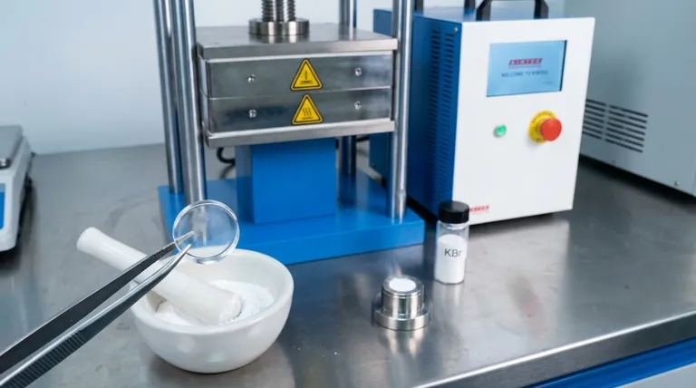 ¿Cuál es el uso del bromuro de potasio en IR? Logre un análisis claro de muestras sólidas con pastillas de KBr