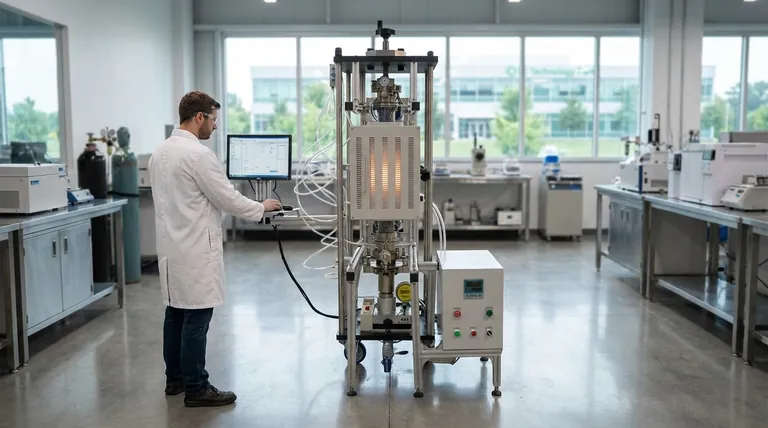 Perché usare un forno a vuoto? Ottenere un controllo assoluto per una qualità del materiale superiore