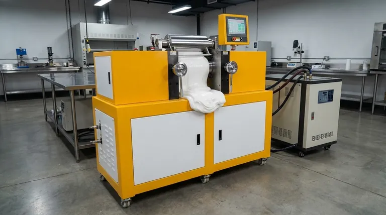 Что такое двухвалковая резиносмесительная машина? Мастерское смешивание полимеров для НИОКР и контроля качества