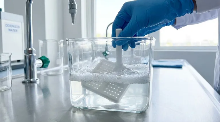 PTFE製洗浄バスケットは、初回使用前にどのように洗浄すべきですか?プロセス完全性のための重要な最初の一歩