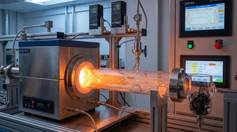 ما هو الترسيب الكيميائي للبخار بالمحفز العائم؟ دليل لإنتاج المواد النانوية المستمر