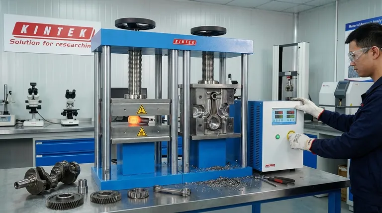 自動車産業における鍛造プロセスの種類は?部品に最適な方法を選択する