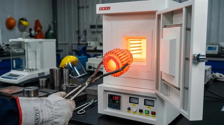 Quais são os efeitos da temperatura no processo de conformação de metais? Domine Resistência, Ductilidade e Microestrutura