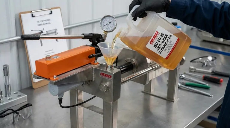 ما هو نوع الزيت الذي تستخدمه في مكبس هيدروليكي؟ اختر الزيت الهيدروليكي المناسب لتحقيق أفضل أداء