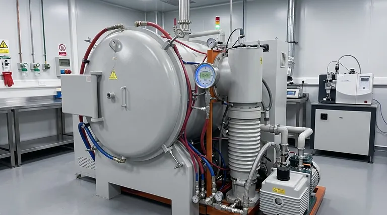 Quelle est la pression dans un four sous vide ? Maîtriser la clé de la pureté et de la qualité du processus