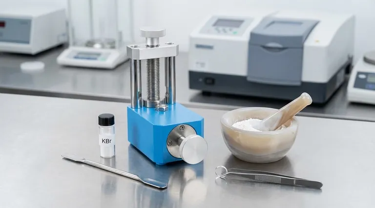 Почему в ИК-спектроскопии используются таблетки из бромида калия? Ключевые преимущества для анализа твердых образцов