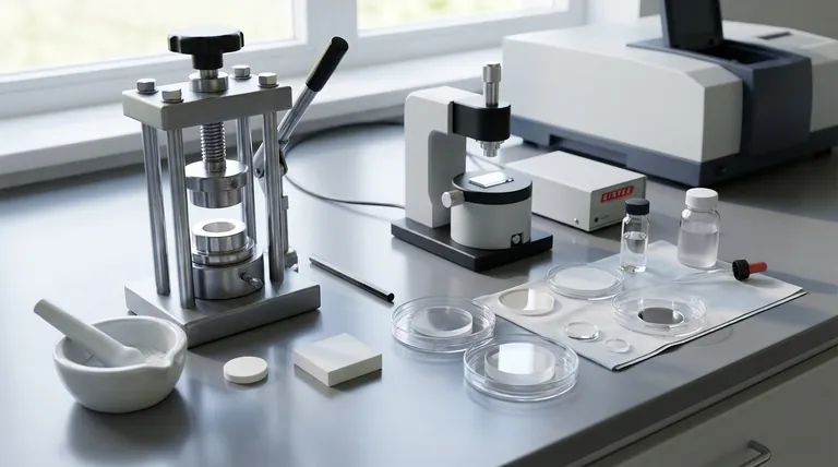 ما هي طرق التحليل الطيفي بالأشعة تحت الحمراء؟ دليل لإعداد عينات المواد الصلبة والسائلة والغازية