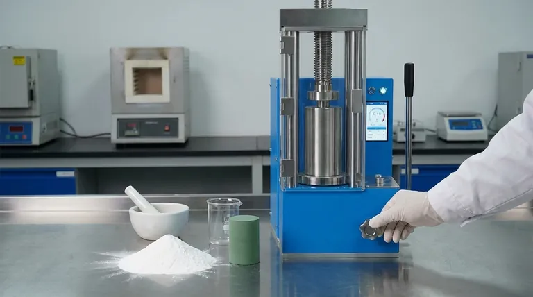 Qual é o processo de prensagem de cerâmicas? Um guia para fabricação precisa e de alta resistência