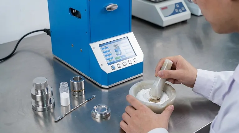 Como você prepara pastilhas de KBr para observação? Domine o Método Definitivo para Espectros FTIR Claros