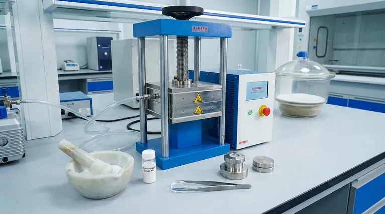 Pourquoi le KBr est-il utilisé pour fabriquer la pastille ? Réalisez une analyse FTIR de haute qualité sur des échantillons solides