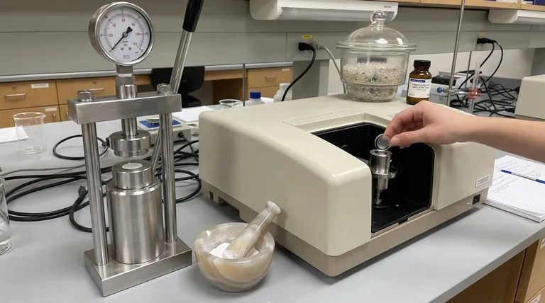 Warum wird Kaliumbromid (KBr) in der FTIR verwendet? Der Schlüssel zur genauen Analyse von festen Proben