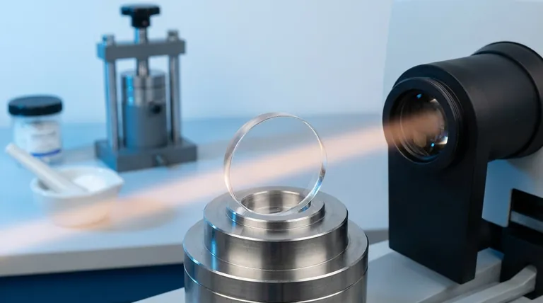 ¿Por qué se utiliza el disco de KBr en la espectroscopia IR? Lograr un análisis de alta resolución de muestras sólidas