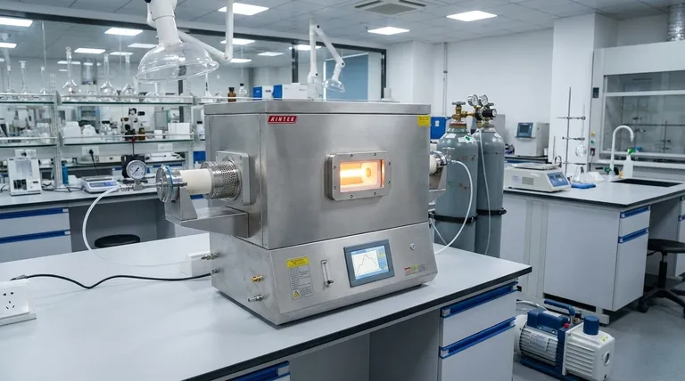 What are the benefits of a tube furnace? Achieve Superior Temperature & Atmosphere Control