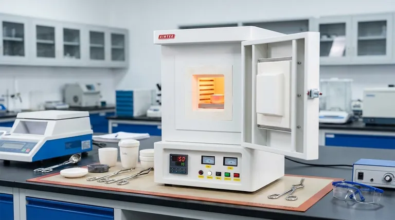 Qual forno é usado para aquecer metais? Combine a Tecnologia Certa com o Seu Objetivo de Metalurgia