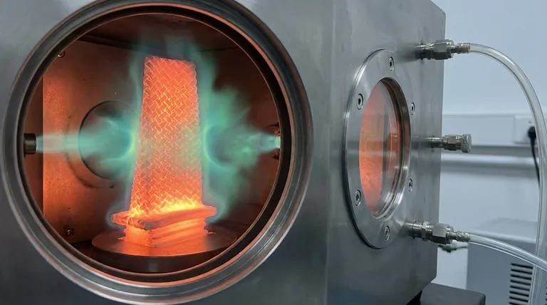 ما هي عملية الترسيب الكيميائي للبخار (CVI)؟ دليل لإنشاء مركبات مصفوفة سيراميكية عالية الأداء