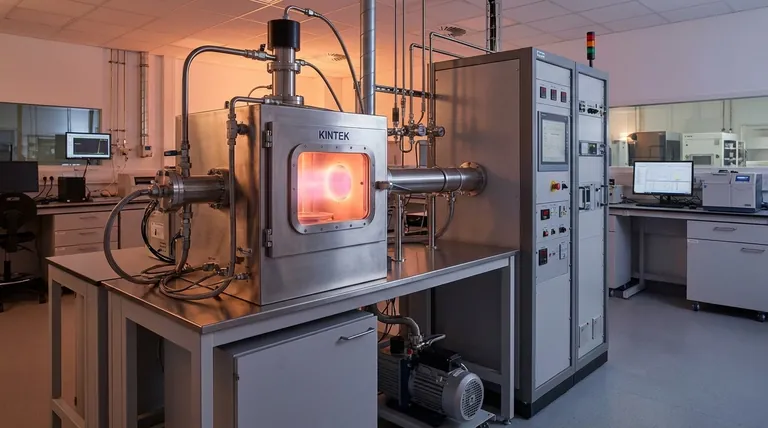 O que é CVD por plasma? Desbloqueie a Deposição de Filmes Finos a Baixa Temperatura para Materiais Sensíveis