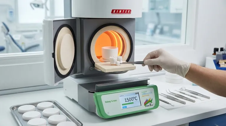 Quanto tempo ci vuole per sinterizzare la zirconia? Una guida per ottimizzare il ciclo di sinterizzazione