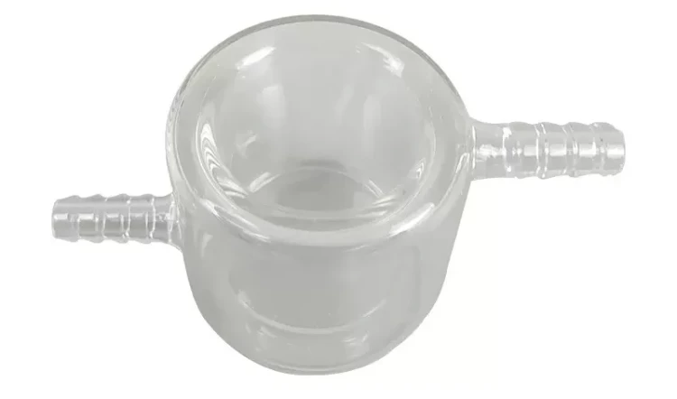 Double-layer water bath electrolytic cell body