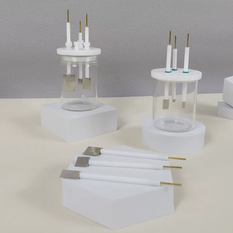 白金シート電極と電解槽