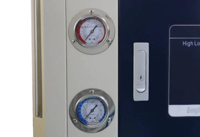 The status of the compressor can be observed at any time.