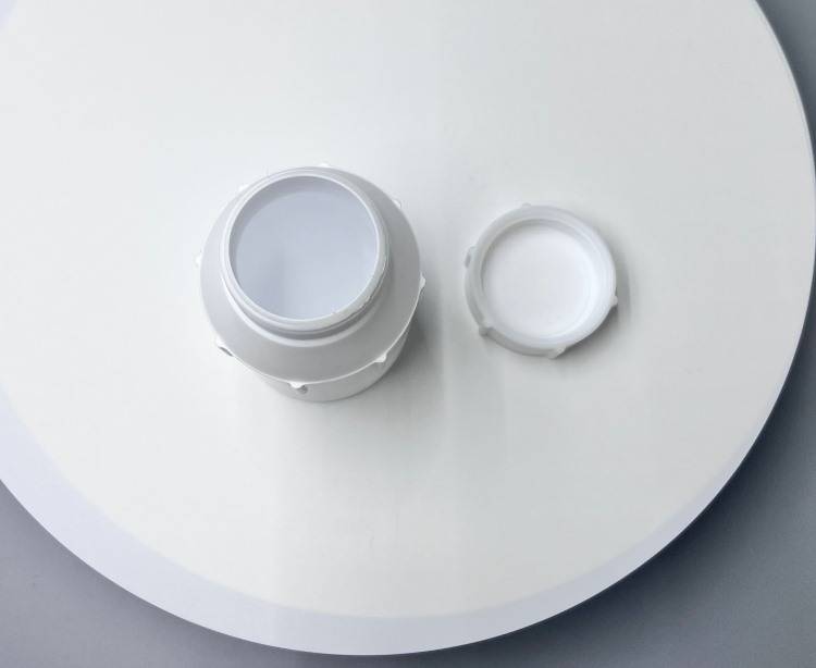 PTFE reagent bottle detail 4