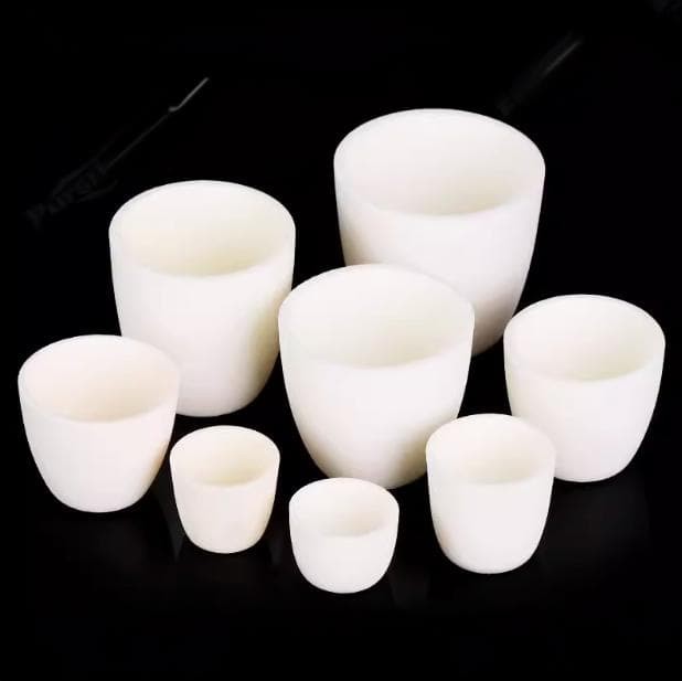 Arc-shaped alumina ceramic crucible/high temperature resistant