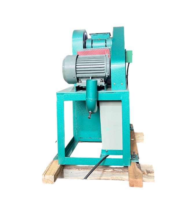 Sealed jaw crusher