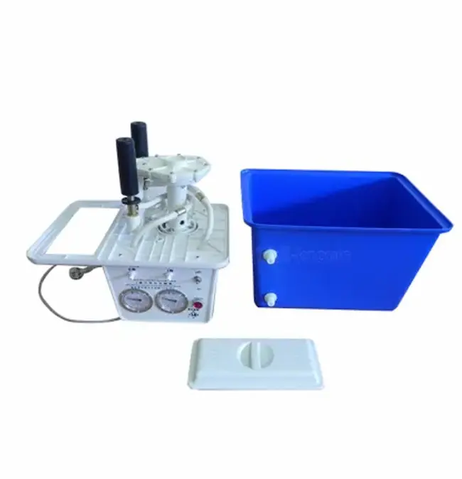 Gros plan des pièces de la pompe à vide à circulation d'eau